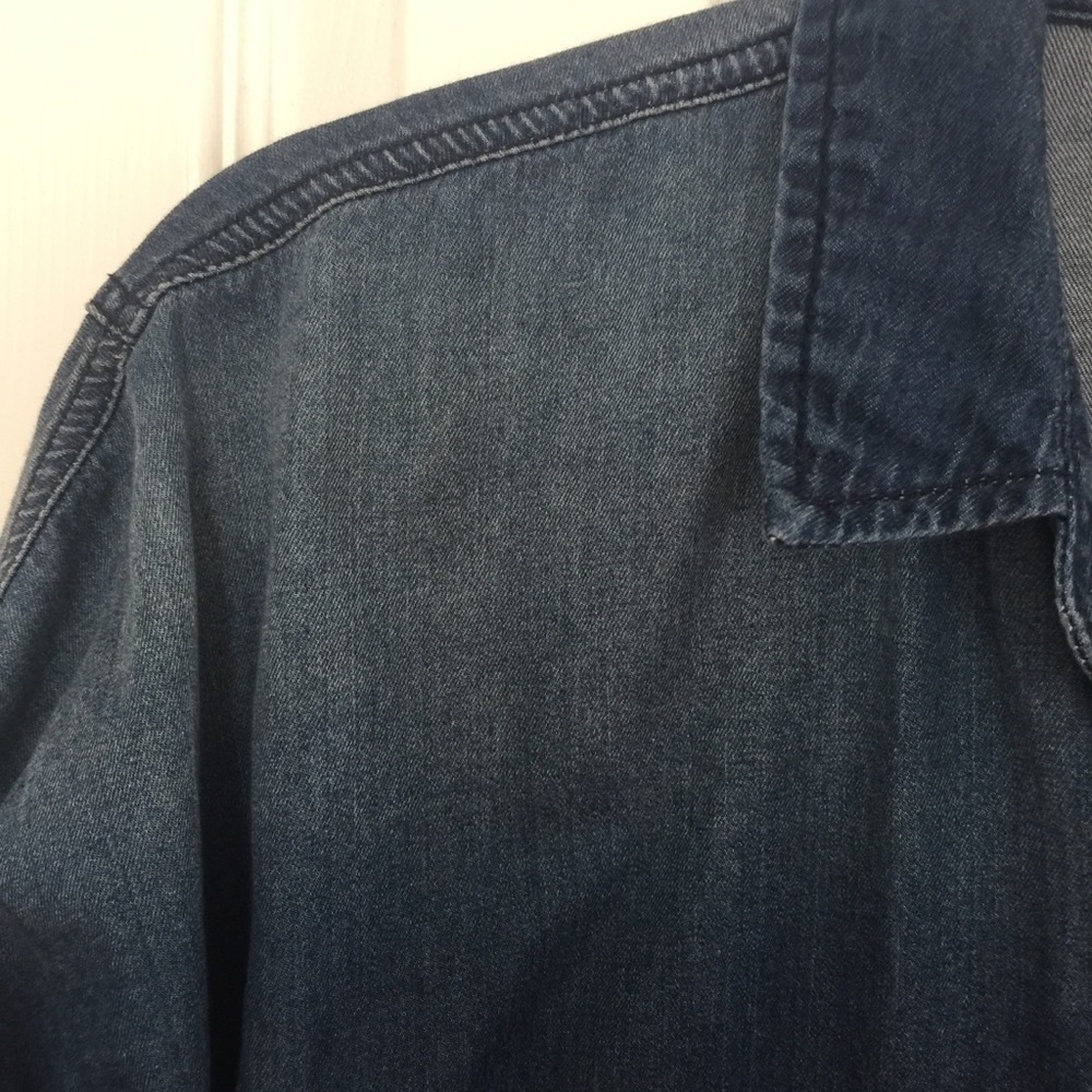BDG for UO | Ombré Denim Chambray  Shirt - Picture 3 of 4